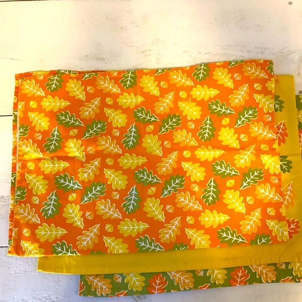 Martha Stewart Decorative Leaf Table Napkins
